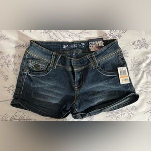 NWT - celebrity pink jeans short pants size 7- juniors